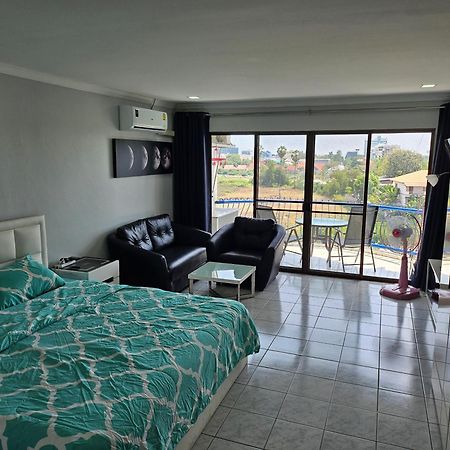 Villa Germania Jomtien Beach Dış mekan fotoğraf