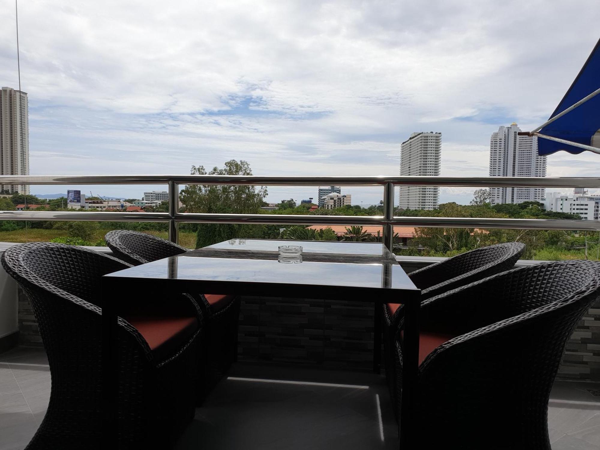 Villa Germania Jomtien Beach Dış mekan fotoğraf